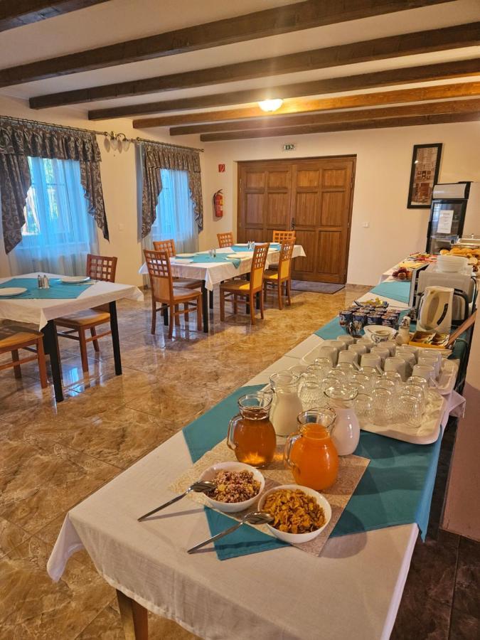 Toroes Panzio Bed and Breakfast Szabolcs Eksteriør billede